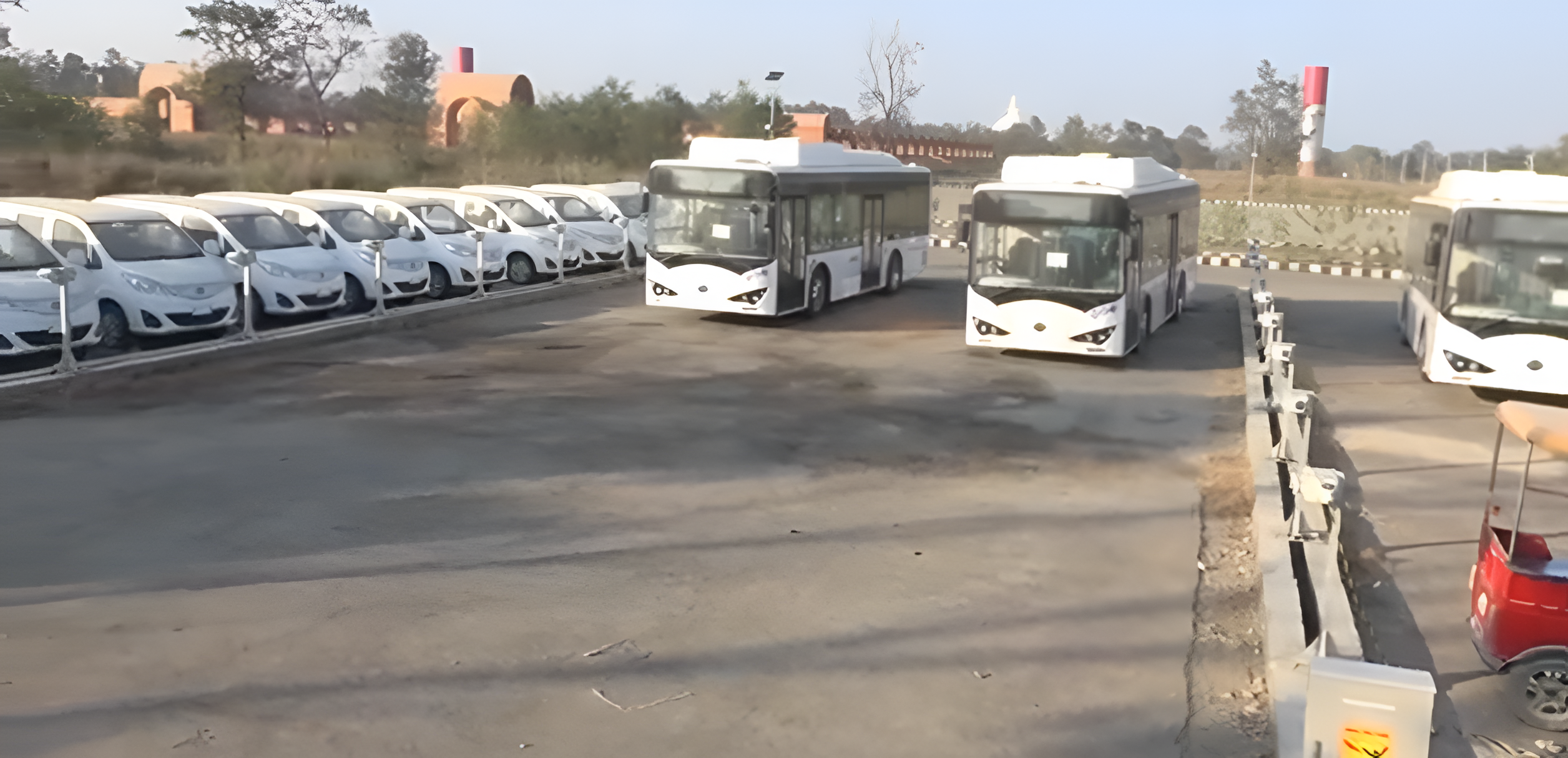 लुम्बिनीमा पाँच वर्षसम्म अलपत्र विद्युतीय बस प्रधानमन्त्रीको निर्देशनपछि सञ्चालनमा