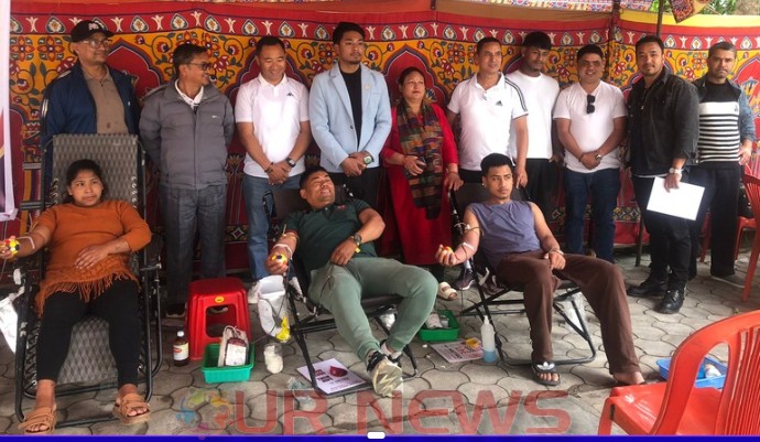 २५ सय ७० औँ बुद्ध जयन्तीको अवसरमा जितवन बौद्ध विहारमा रक्तदान 
