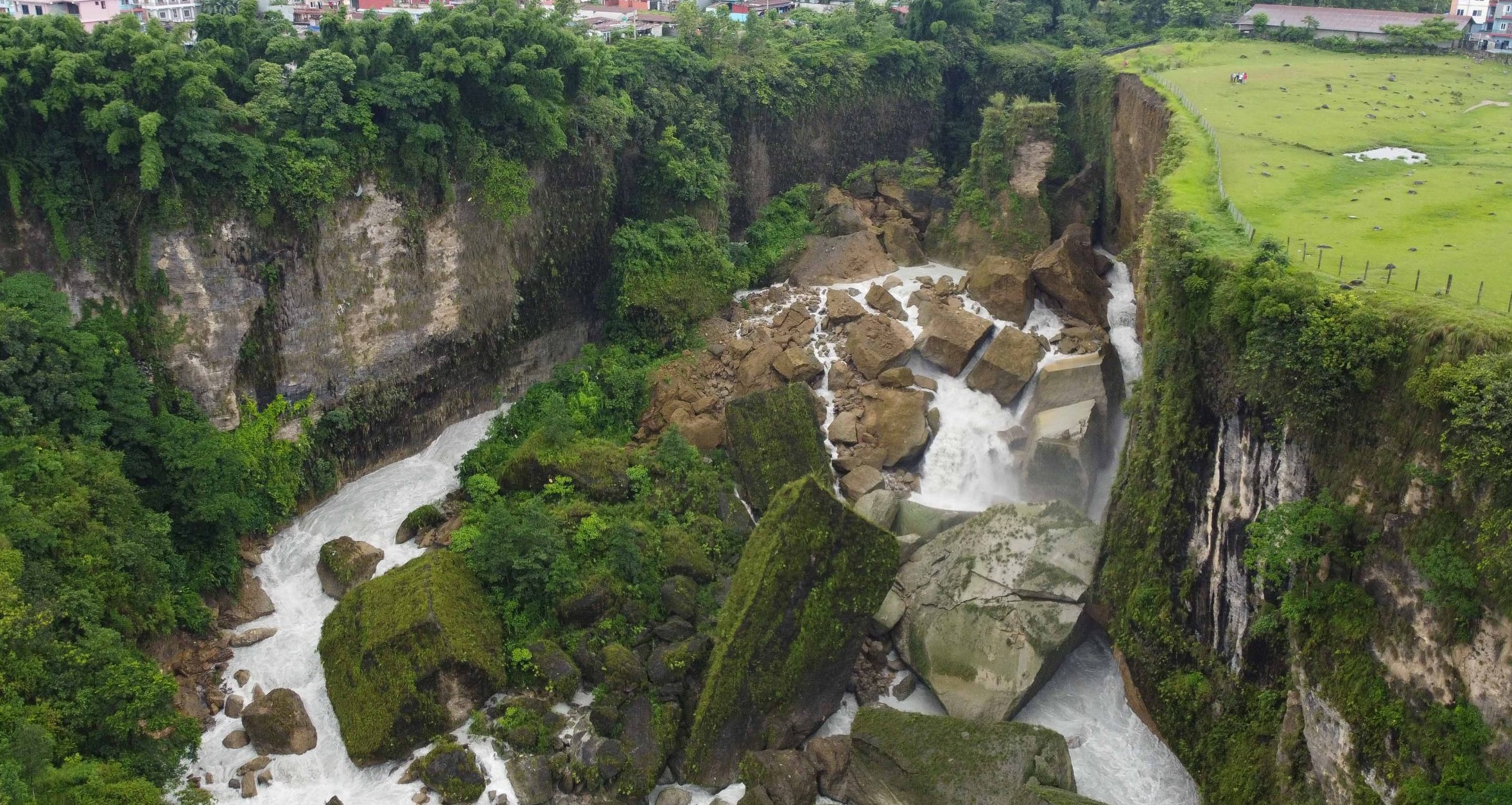 पहिरोले पोखराको सेती नदी थुनियो, पानीको सतह ५० मिटर बढ्यो