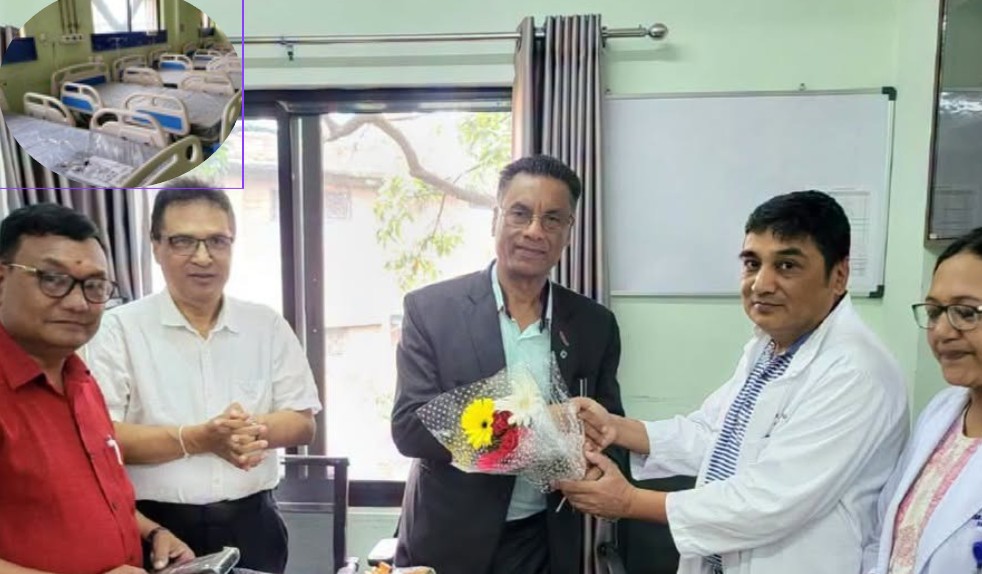 चन्द्रागिरि नगरपालिकाद्वारा कीर्तिपुर जलन अस्पताललाई ११ वटा बेड सहयोग