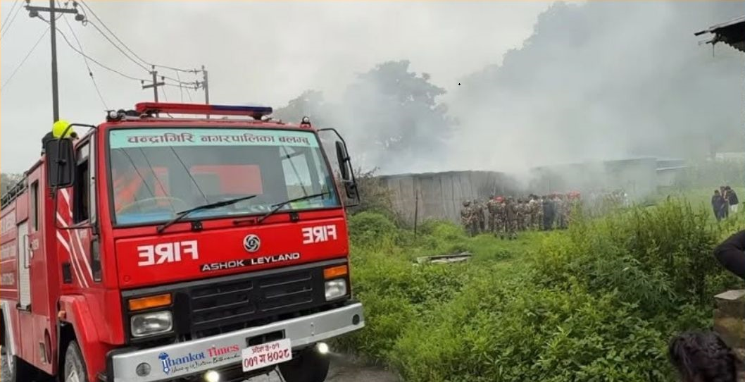 चन्द्रागिरिस्थित एक उद्योगमा आगलागी, क्षतिको विवरण आउन बाँकी