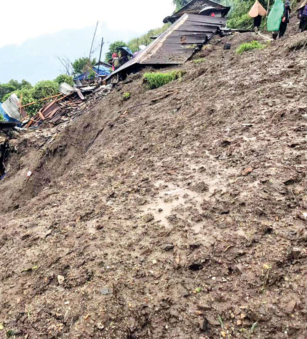 पहिरोले पुरिँदा कालीकोटमा दुई जनाको मृत्यु