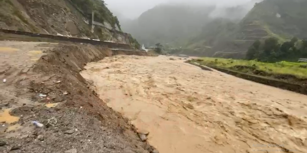 काठमाडौं उपत्यकासहित देशभर वर्षा, आज र भोलि भारी वर्षाको सम्भावना