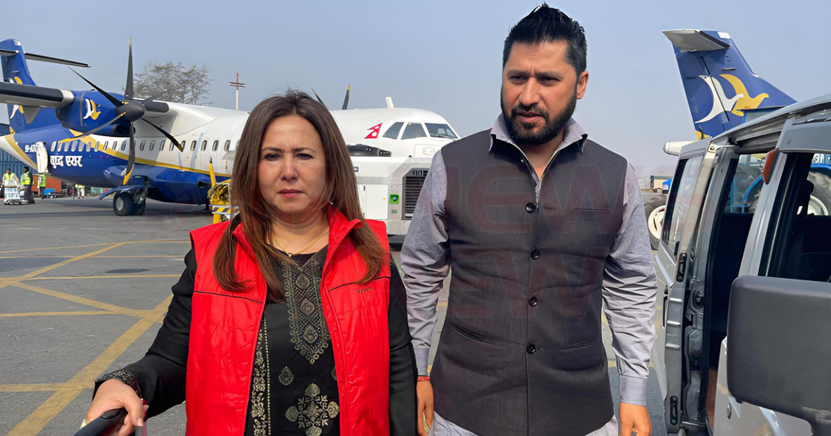 रवि लामिछाने पत्नी निकितासहित भारत प्रस्थान, तीनदिने तीर्थयात्रामा निस्किए