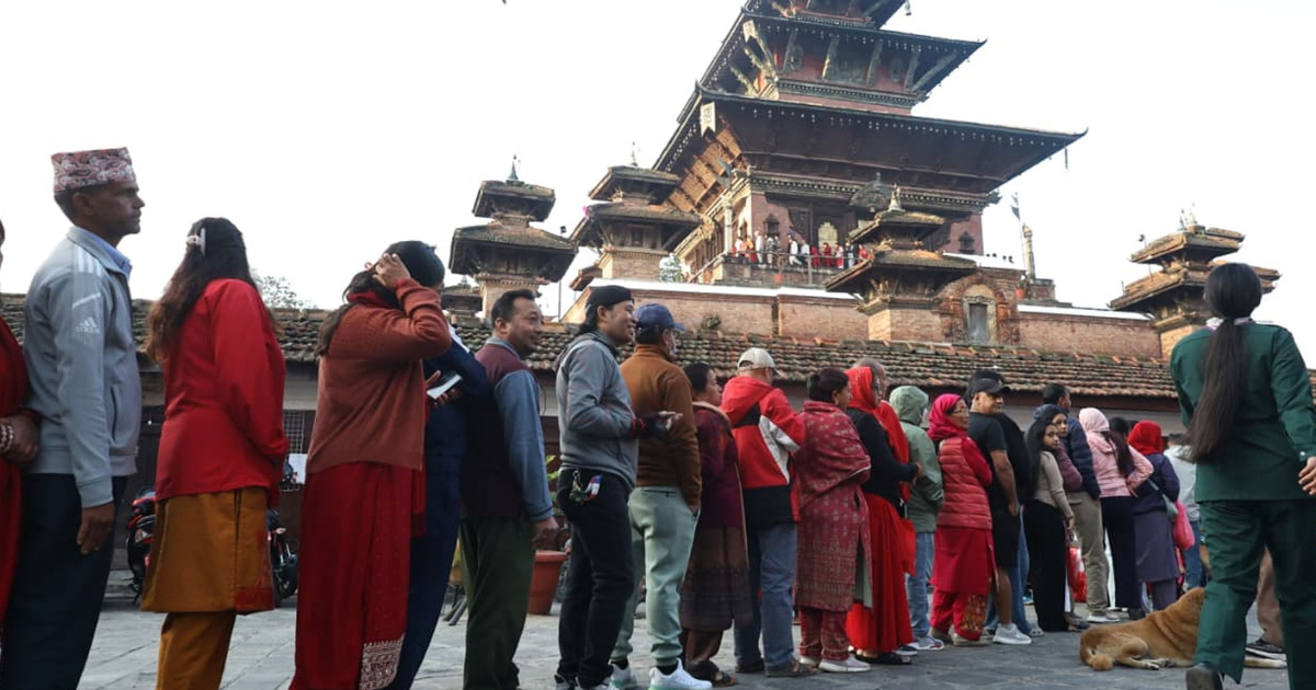 महानवमीमा तलेजु भवानीको दर्शन गर्न भक्तजनको घुइँचो, बिहानैदेखि भरिभराउ हनुमानढोका
