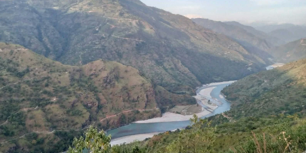 तोमर नदीमा बगेर किशोर बेपत्ता