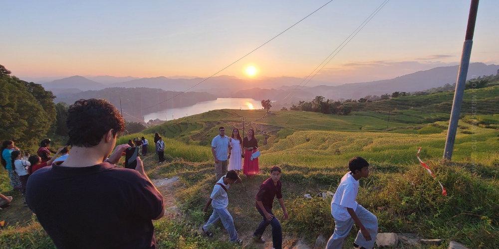 सामाजिक सञ्जालमा भाइरल बेगनासको गैरीखेत, पर्यटकको घुइँचो